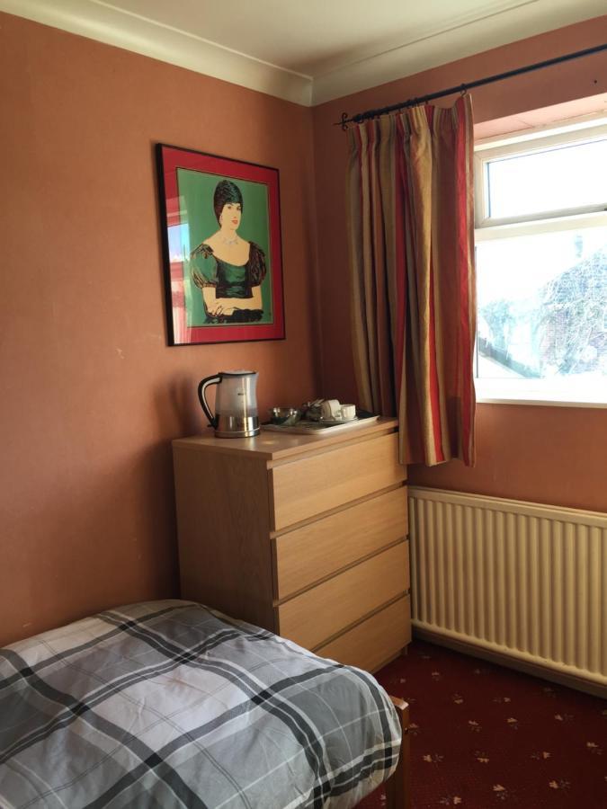 Hotel 5 Ravenhurst Drive والسال المظهر الخارجي الصورة