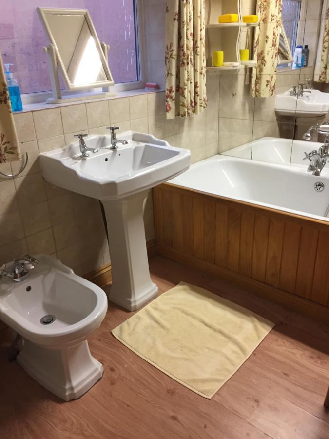Hotel 5 Ravenhurst Drive والسال المظهر الخارجي الصورة